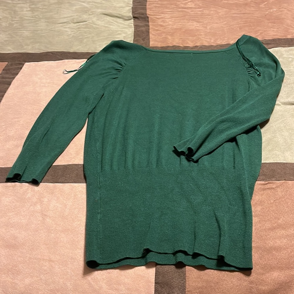 Sweater - Picture 4 of 6